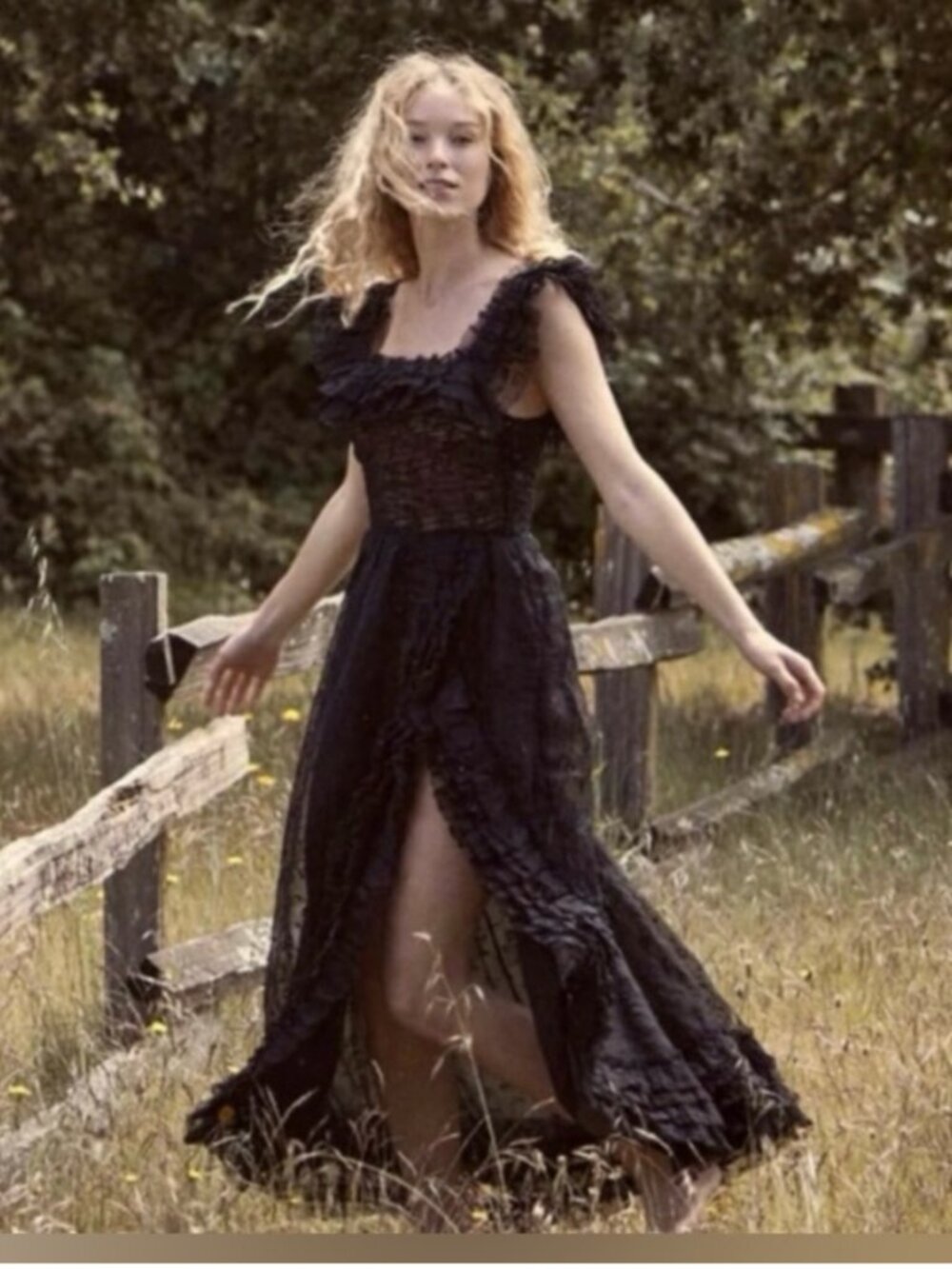 Doen Black Ruffled Maxi Dress